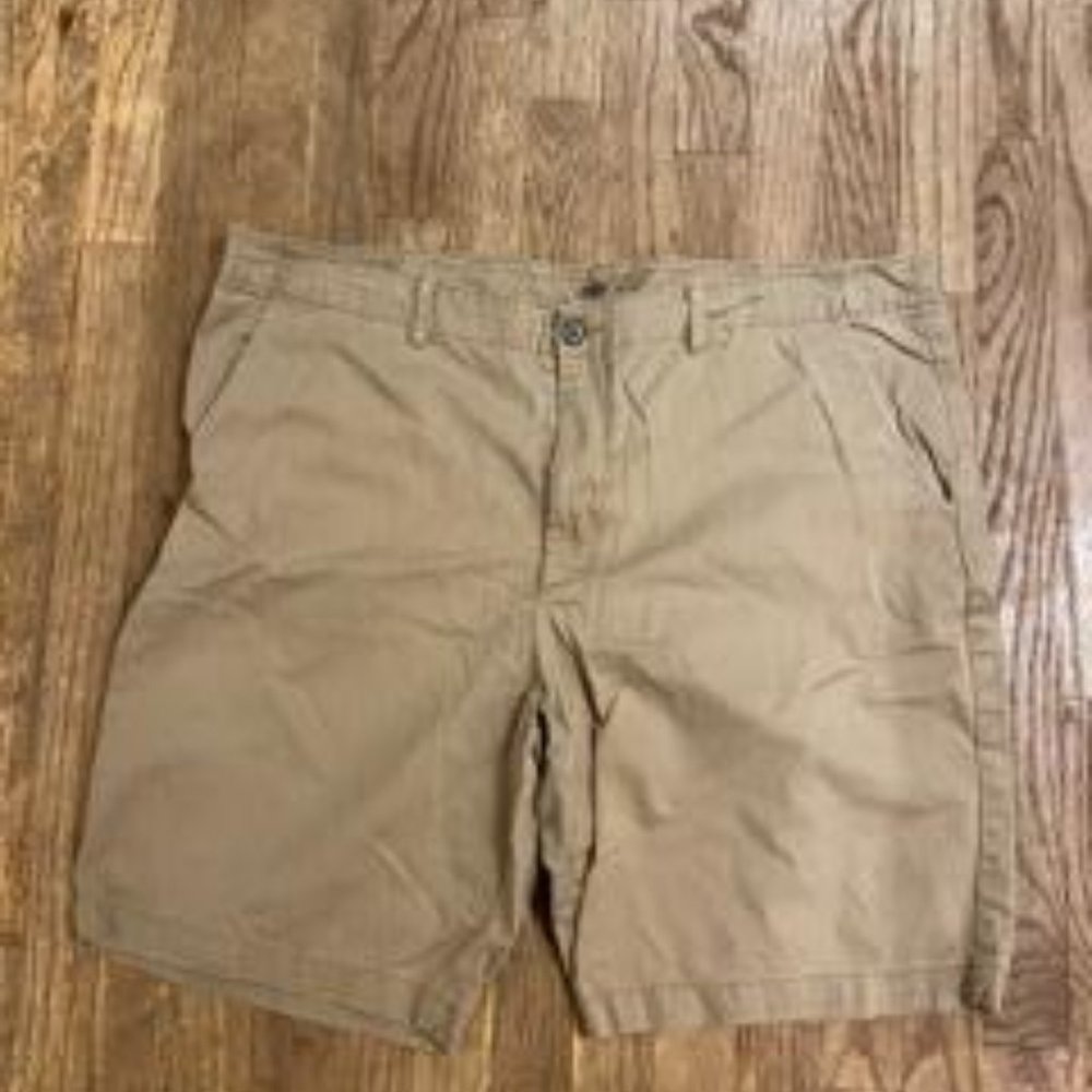 Old Navy Men's Flat Front Shorts - Khaki sz 42